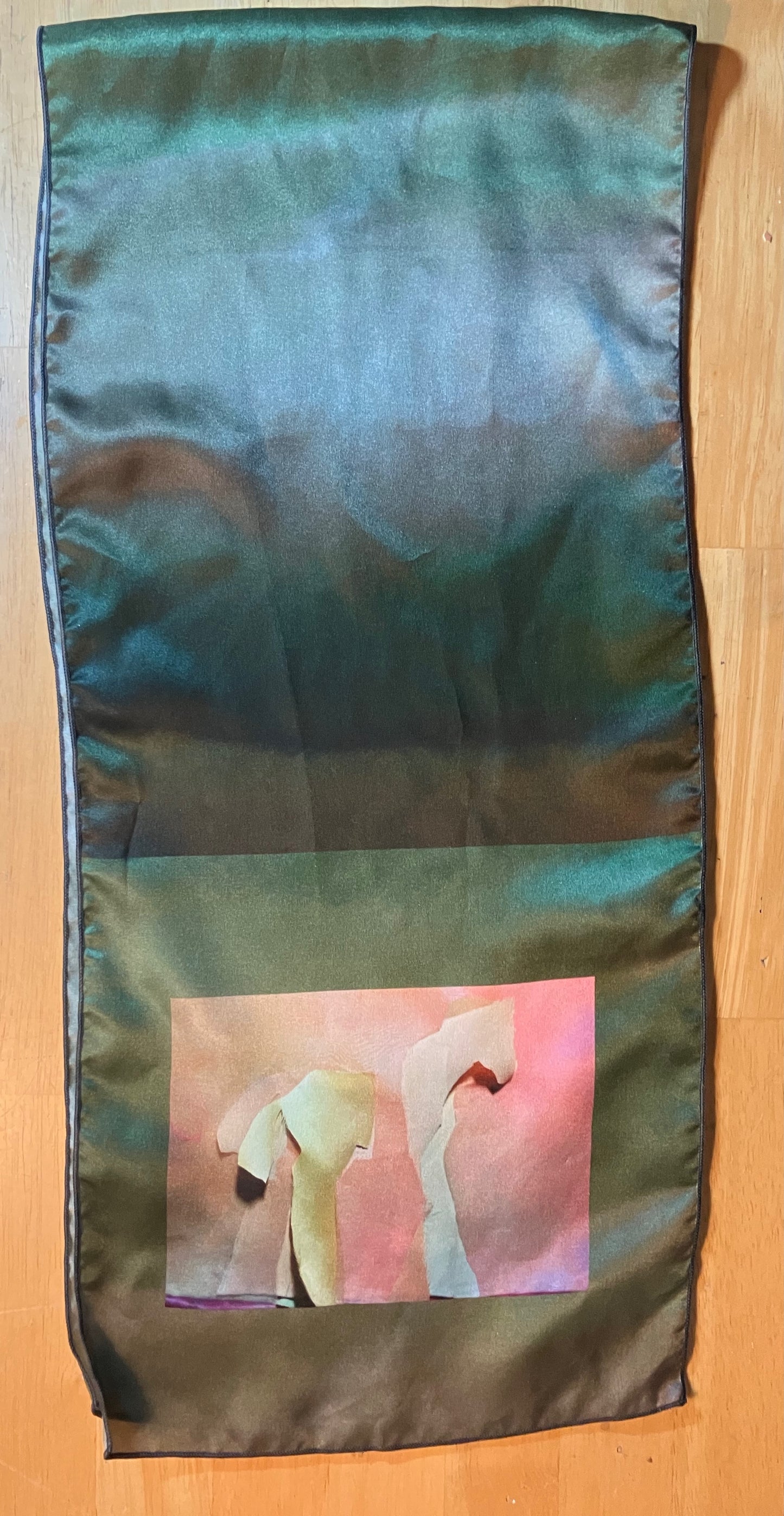 Salley Knight - standing horse on green (long scarf)
