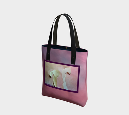 Salley Knight Studion - standing horse (pink tote) - front